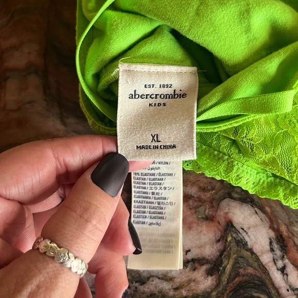 Abercrombie Kids training bra XL - Picture 3 of 6